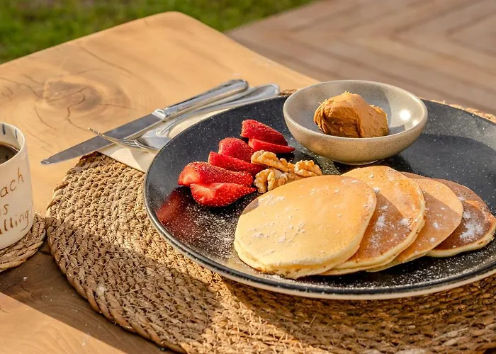 Отель Aleysim - *